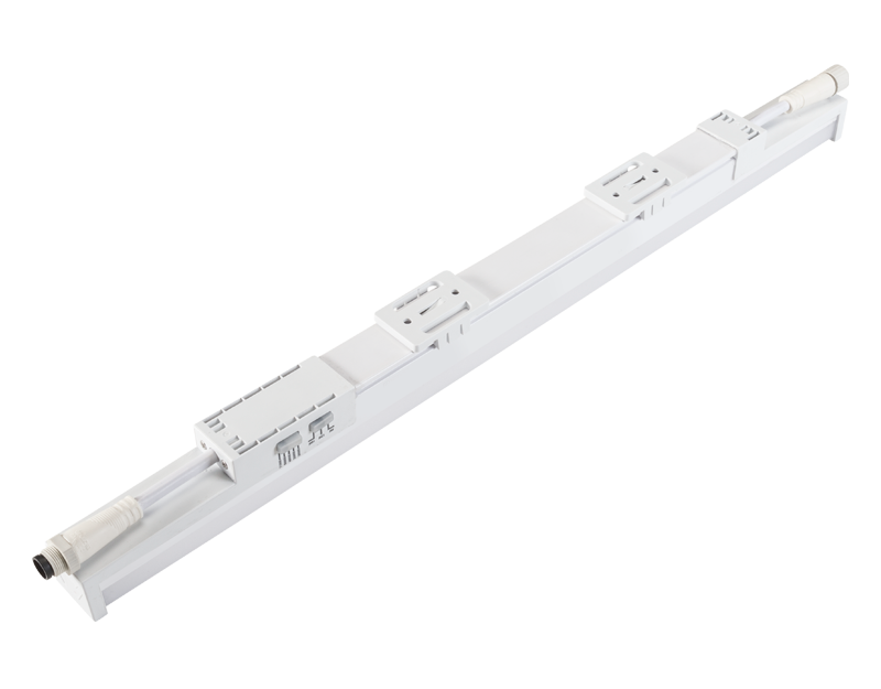 outdoor linear lighting fixture